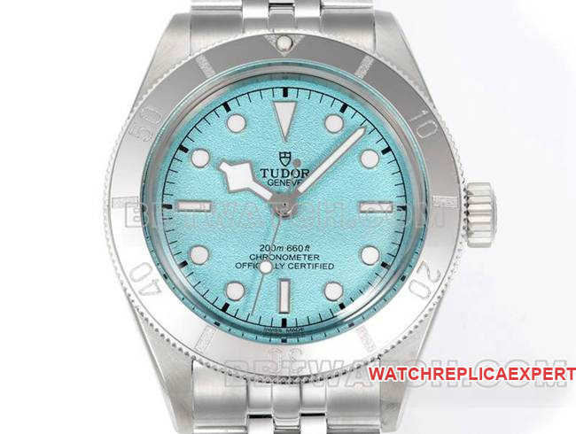 Tudor watch 3T factory Biwan ice blue dial 41mm stainless steel steel bracelet front live photo