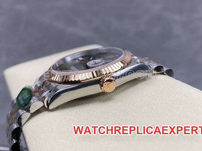 Rolex collectible watch ARF FactoryDatejust gray dial Roman numerals 36mm rose goldsteel bracelet side live photo
