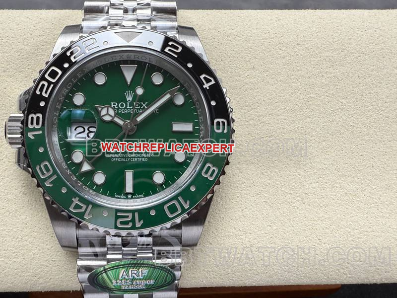 Rolextop-tier watch ARF FactoryGMT-MasterGMTgreen dial3285movementfront live photo