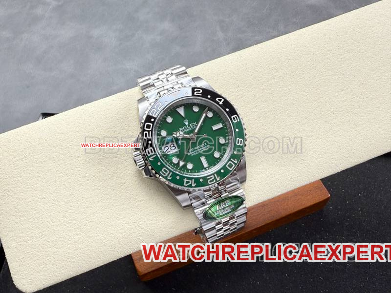 Rolextop-tier watch ARF FactoryGMT-MasterGMTgreen dial3285movementfront live photo