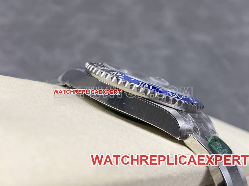 Rolex Watch ARF FactoryGMT-MasterGMT Inter Ring 3285 Three Grid Links side live photo