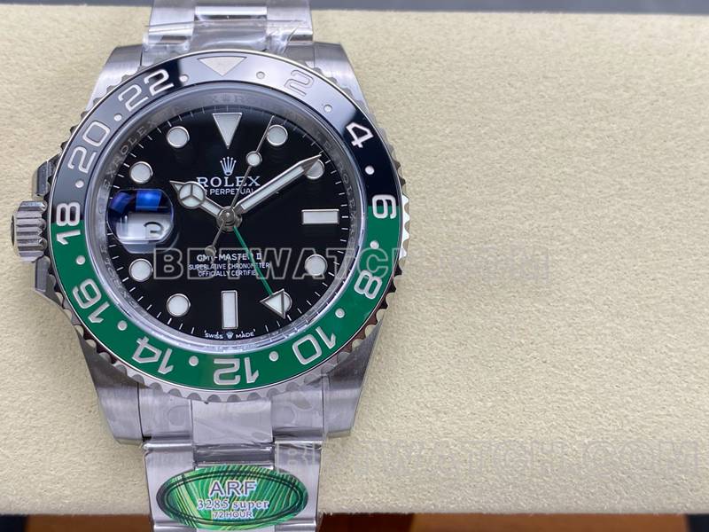 Rolex collectible watch ARF FactoryGMT-MasterGMT green and black circle 3285 three grid link front live photo