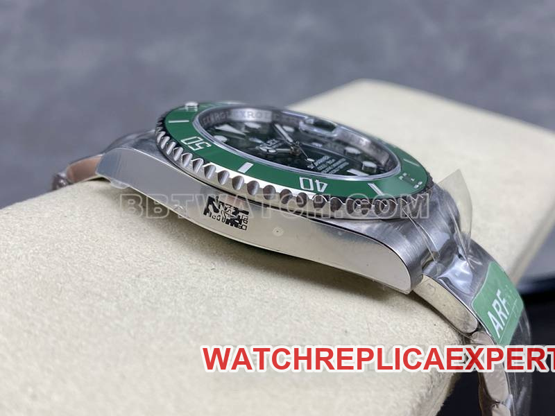 Rolextop-tier watchARF FactorySubmariner40mmStarbucks Submariner3135movement116610side live photo