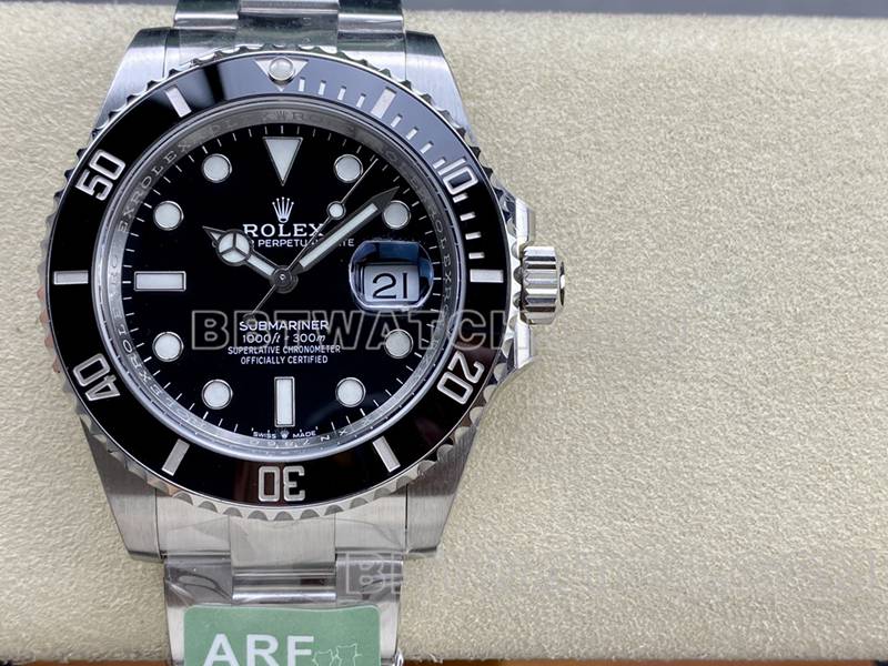Rolex1:1replica watchARF FactorySubmariner41mmBlack Submariner3235movement126610front live photo