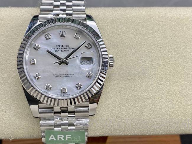Rolextop-tier watch ARF Factory log 41mm mother-of-pearl plate 3235 steel bracelet front live photo