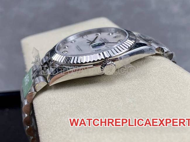 Rolextop-tier watch ARF Factory log 41mm mother-of-pearl disc 3235 steel bracelet model side live photo