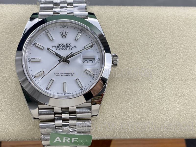Rolex1:1replica watch ARF Factory log 41mm aperture white dial3235steel bracelet front live photo