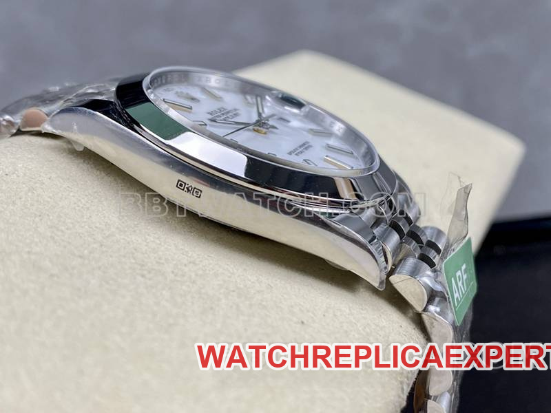 Rolex1:1replica watch ARF Factory log 41mm aperture white dial3235steel bracelet model side live photo