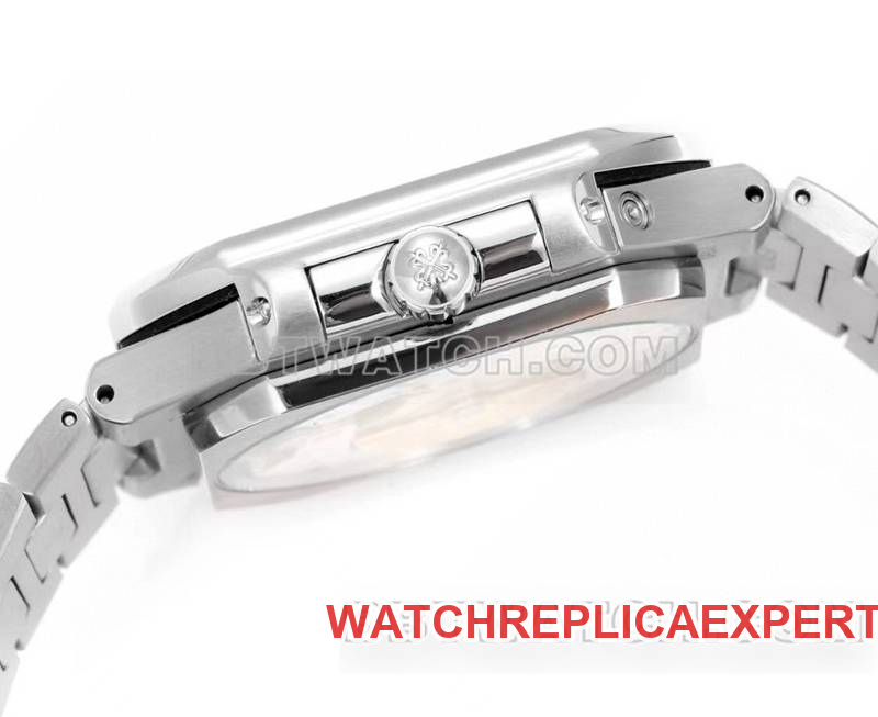 Patek Philippe1:1replica watch 3k factory 45mm black white dial240psmovementsteel bracelet model 5822side live photo