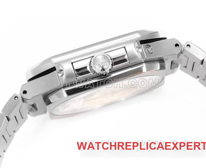 Patek Philippe watch 3k factory 45mmblue dial240psmovementsteel bracelet model 5822side live photo
