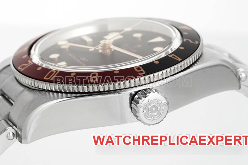 Tudor1:1replica watch ZF Factory Biwan black dial 39mm red and black circle steel bracelet model side live photo