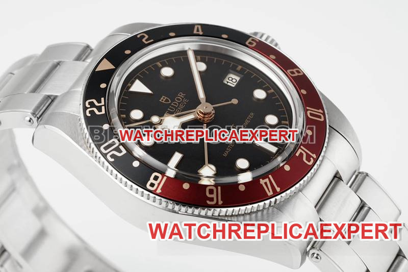 Tudor1:1replica watch ZF Factory Biwan black dial 39mm red and black circle steel bracelet model side live photo