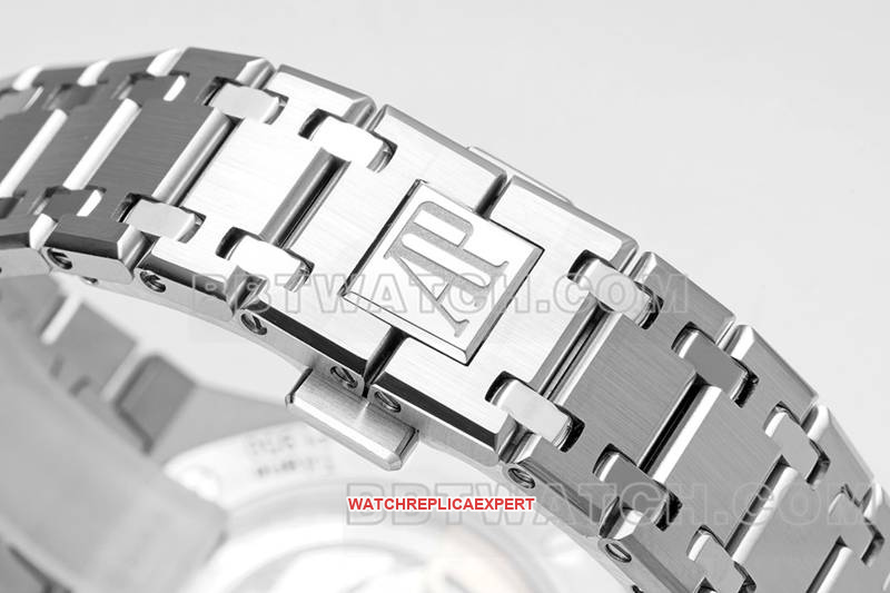Audemars Piguet top collectible watches ZF Factory Royal Oak smoky blue disk 2121 movement 15202 strap real photo