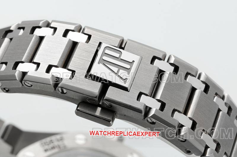 Audemars Piguet optimal collectible watches ZF factory royal oak blue plate 2121 movement titanium 15202 strap real picture
