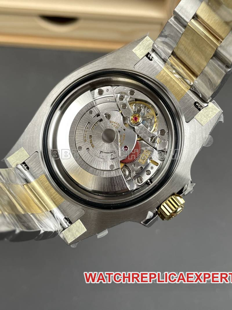 Rolex1:1replica watch RC factory Submariner40mm gold blue Submariner3135movementcaseback live photo