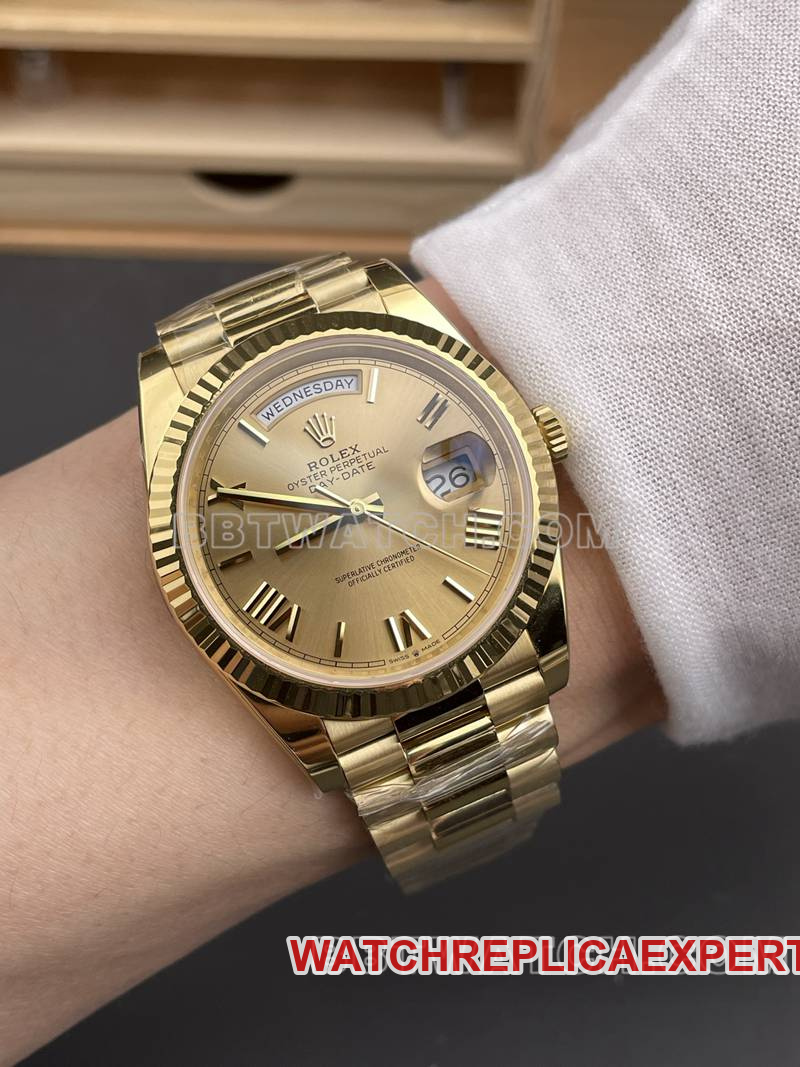 Rolex watch RC factory Day-Date40mm gold plate 3255yellow goldsteel bracelet model front live photo