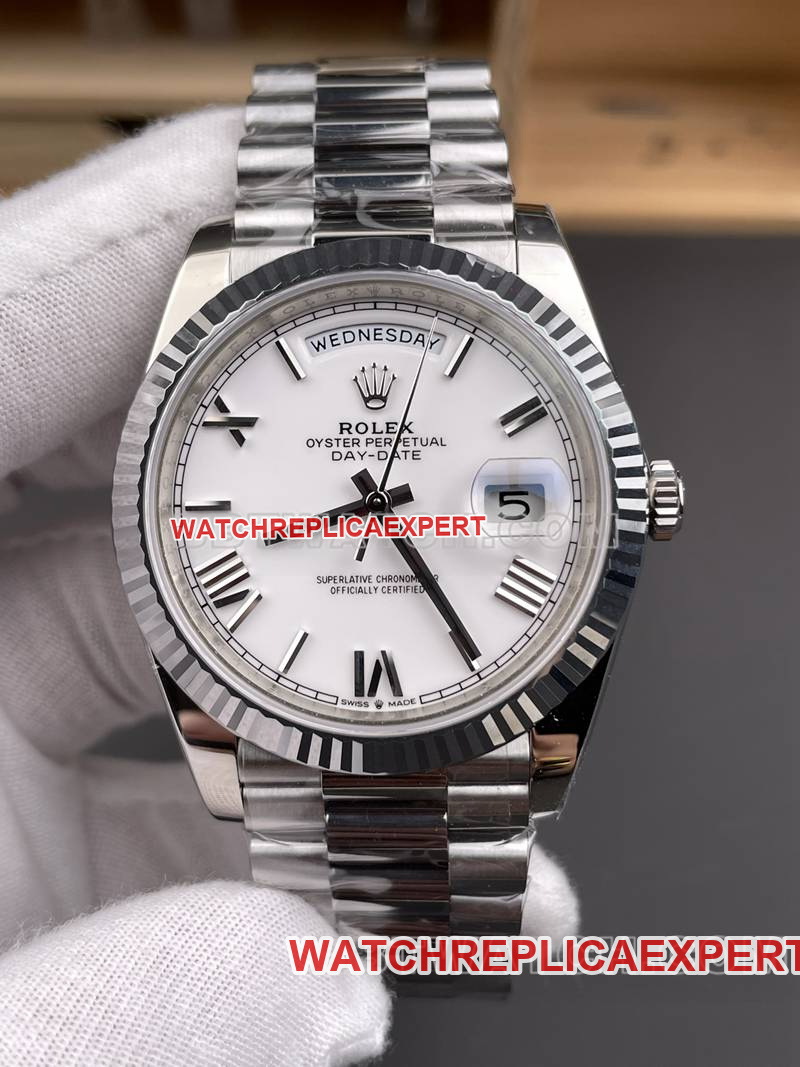 Rolex collectible watch RC factory Day-Date40mmwhite dial3255steel bracelet front live photo