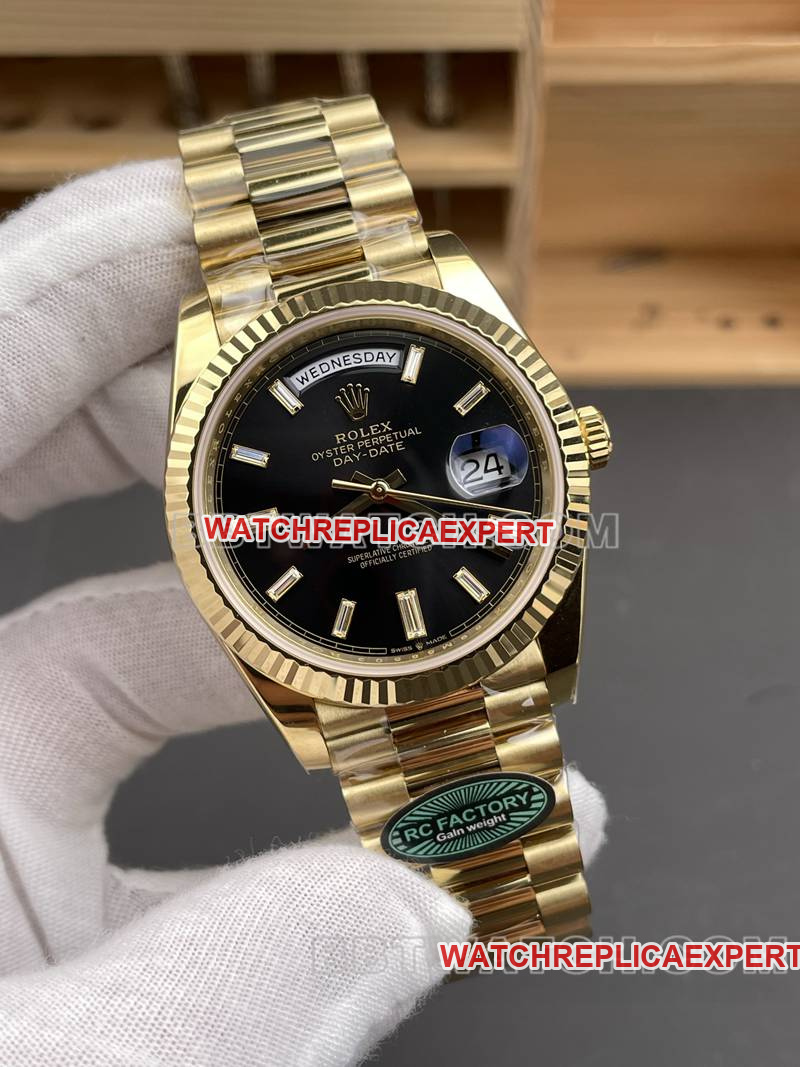 Rolex collectible watch RC factory Day-Date40mmblack dial3255yellow goldsteel bracelet front live photo