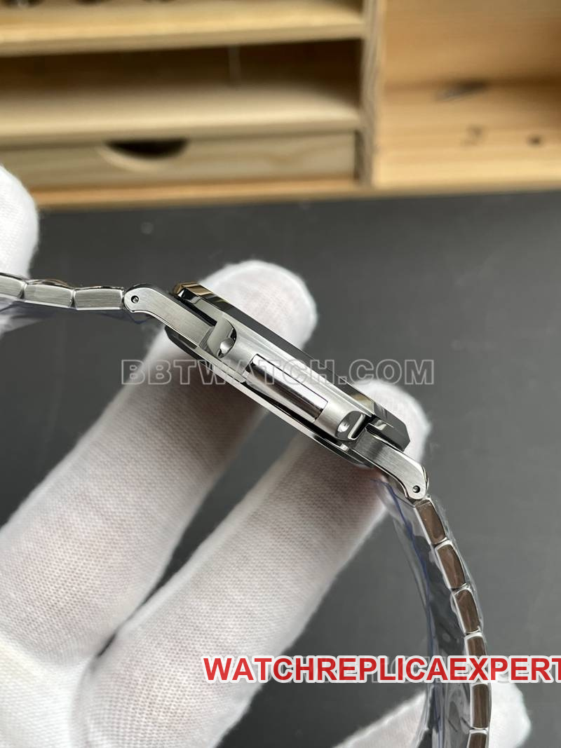 Patek Philippe collectible watch DDF factory Nautilus40mmgreen dial330movementsteel bracelet model side live photo