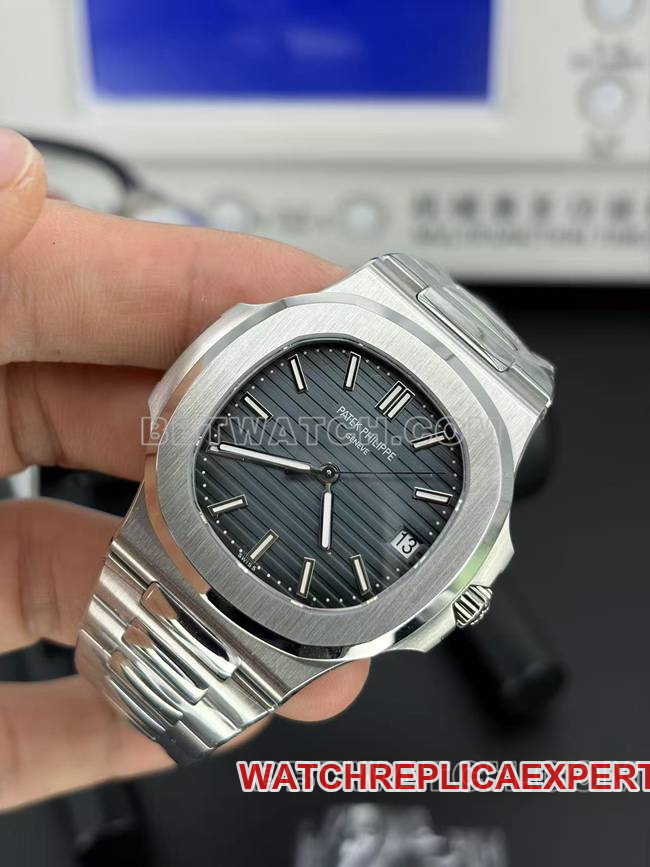 Patek Philippe collectible watch DDF factory Nautilus40mmblue dial324 mechanical 5711front live photo