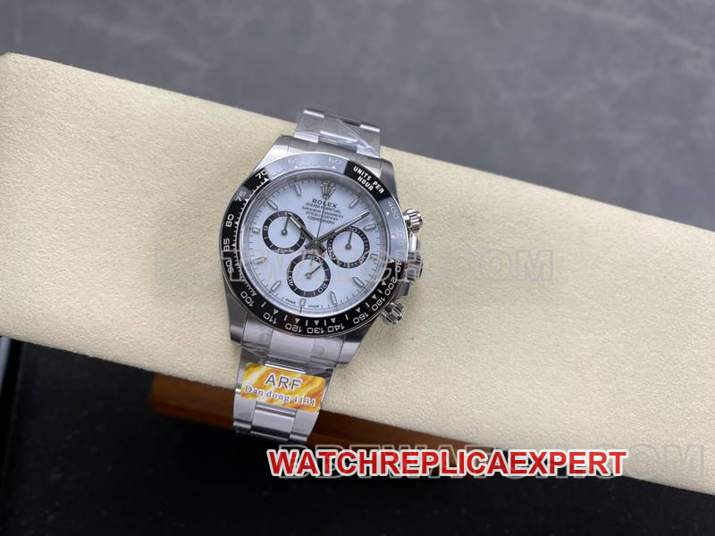 Rolex collectible watch ARF FactoryDaytonawhite dialPanda Daytona4131steel bracelet front live photo