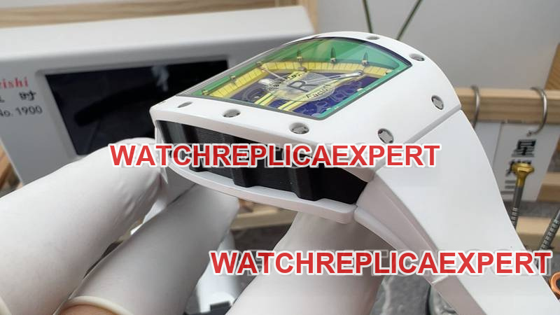 Richard Mille's collectible watch R factory hollow dial white rubber model RM061side live photo