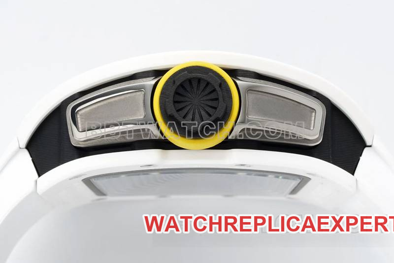 Richard Mille's collectible watch R factory hollow dial white rubber model RM061side live photo