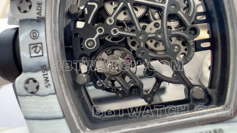 Richard Mille collectible watch R factory hollow plate white case black rubber model RM061front live photo