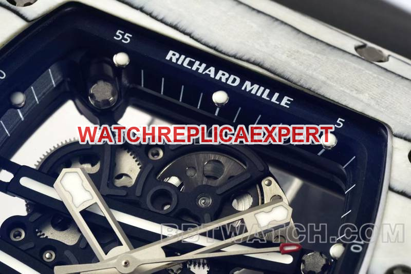 Richard Mille collectible watch R factory hollow plate white case black rubber model RM061front live photo