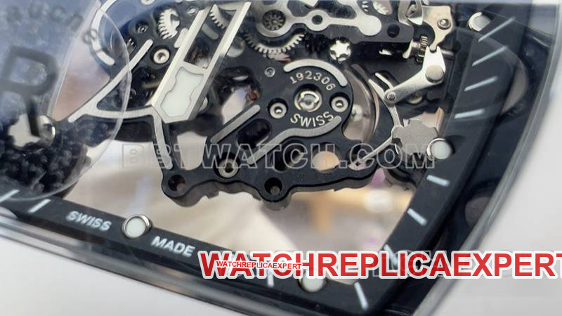 Richard Milletop-tier watch R factory hollow plate white rubber model RM055front live photo