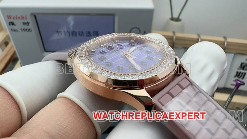Patek Philippe collectible watch grenade white mother of pearl disc rubber model side live photo