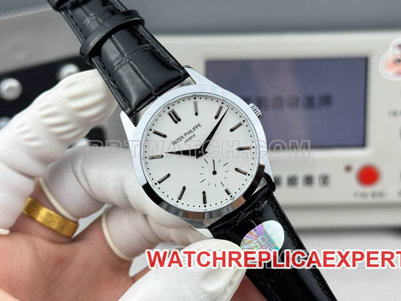 Patek Philippe1:1replica watch SDF factory classic white dial39mmleather strap model front live photo