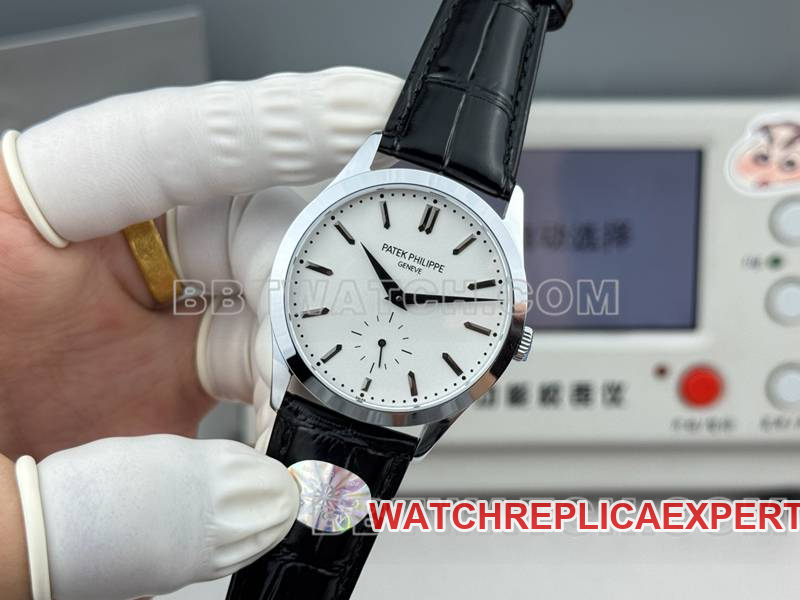 Patek Philippe1:1replica watch SDF factory classic white dial39mmleather strap model front live photo