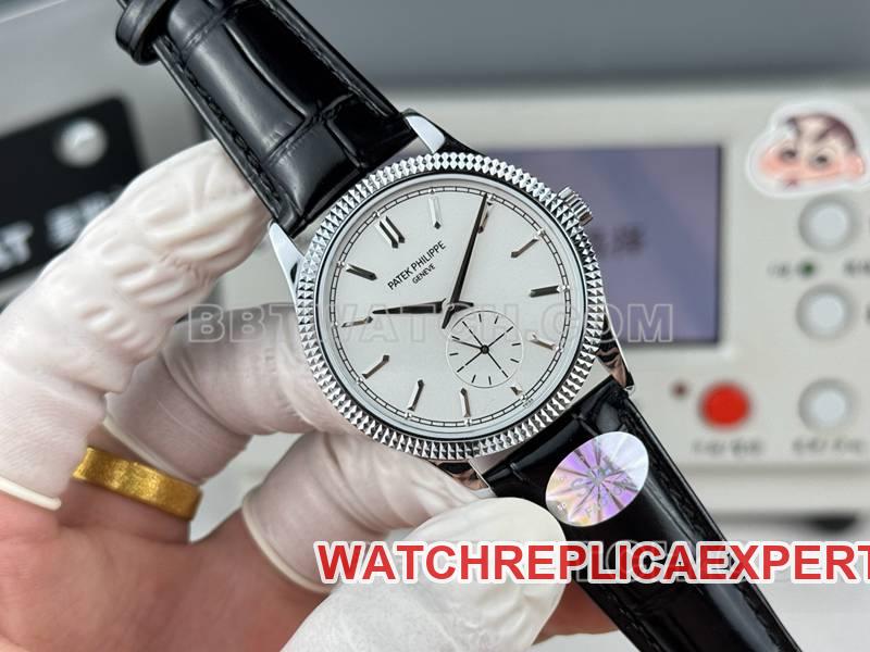 Patek Philippetop-tier watch SDF factory classic silver dial nail ring 39mmleather strap model front live photo
