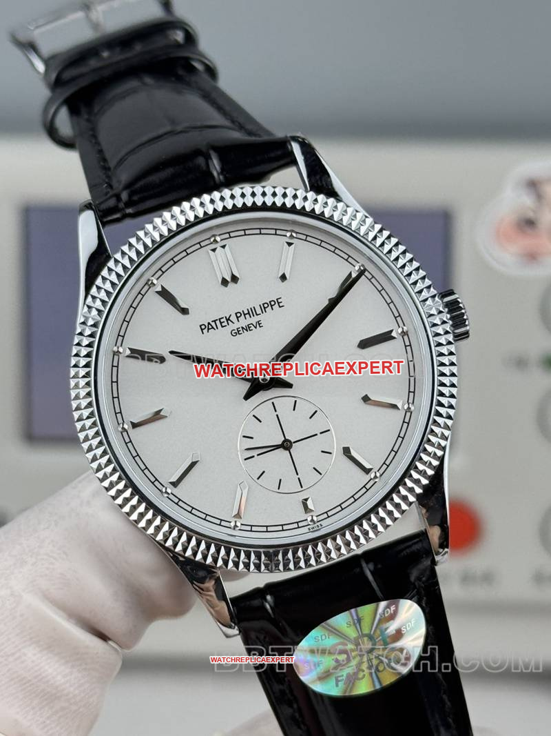 Patek Philippetop-tier watch SDF factory classic silver dial nail ring 39mmleather strap model front live photo