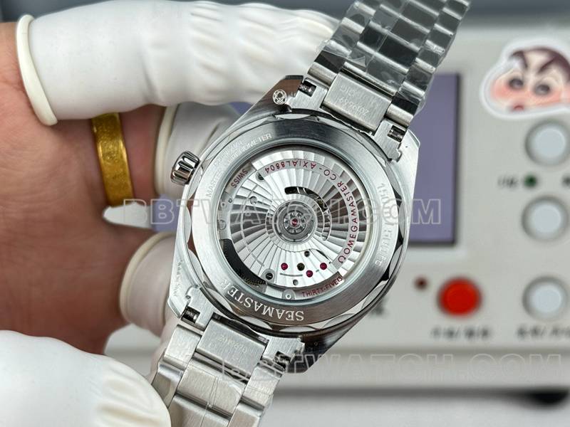 Omega watch Seamaster gray plate 38mm small seconds steel bracelet caseback live photo