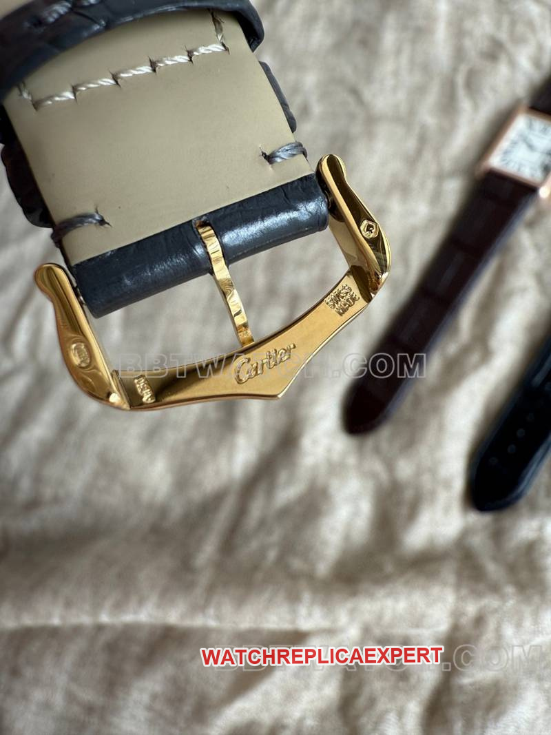 Cartier watch F1 factory tank white dialyellow gold case 2899MCmovementleather strap model clasplive photos