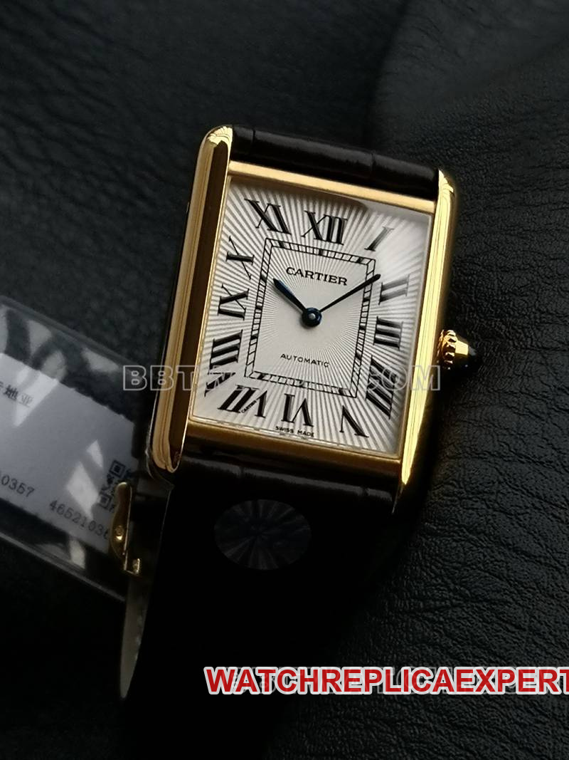 Cartier collectible watch F1 factory tank white dialyellow gold case 2899MCmovementleather strap model front live photo