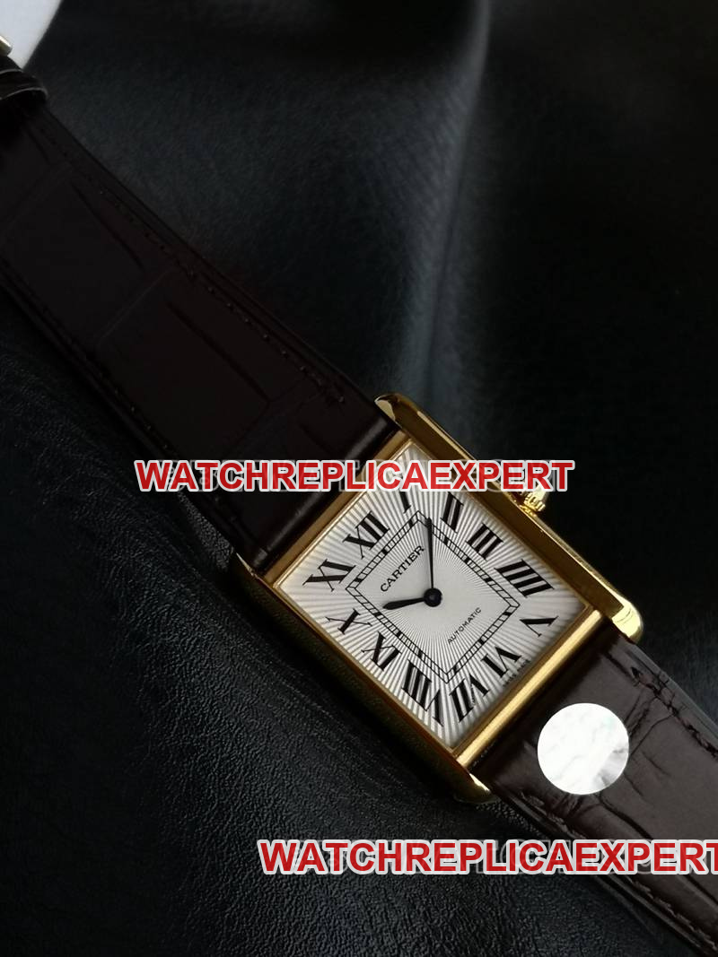 Cartier collectible watch F1 factory tank white dialyellow gold case 2899MCmovementleather strap model front live photo