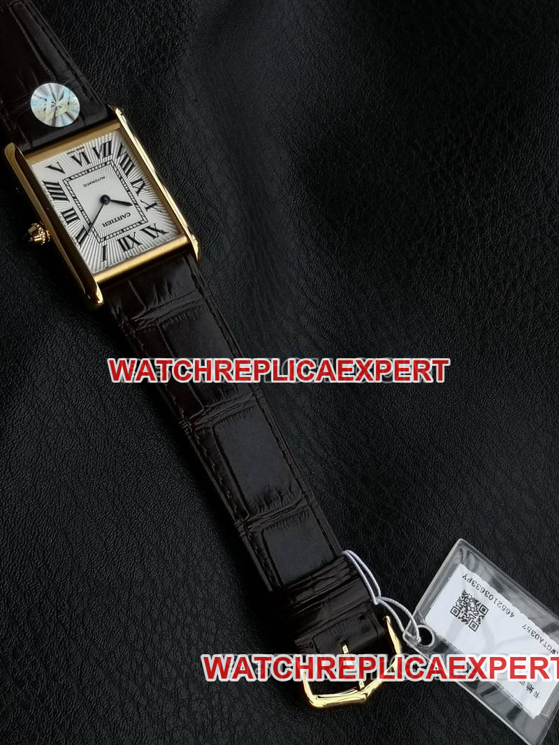 Cartier collectible watch F1 factory tank white dialyellow gold case 2899MCmovementleather strap model front live photo