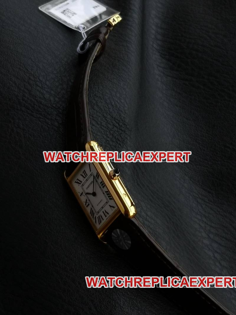Cartier collectible watch F1 factory tank white dialyellow gold case 2899MCmovementleather strap model side live photo