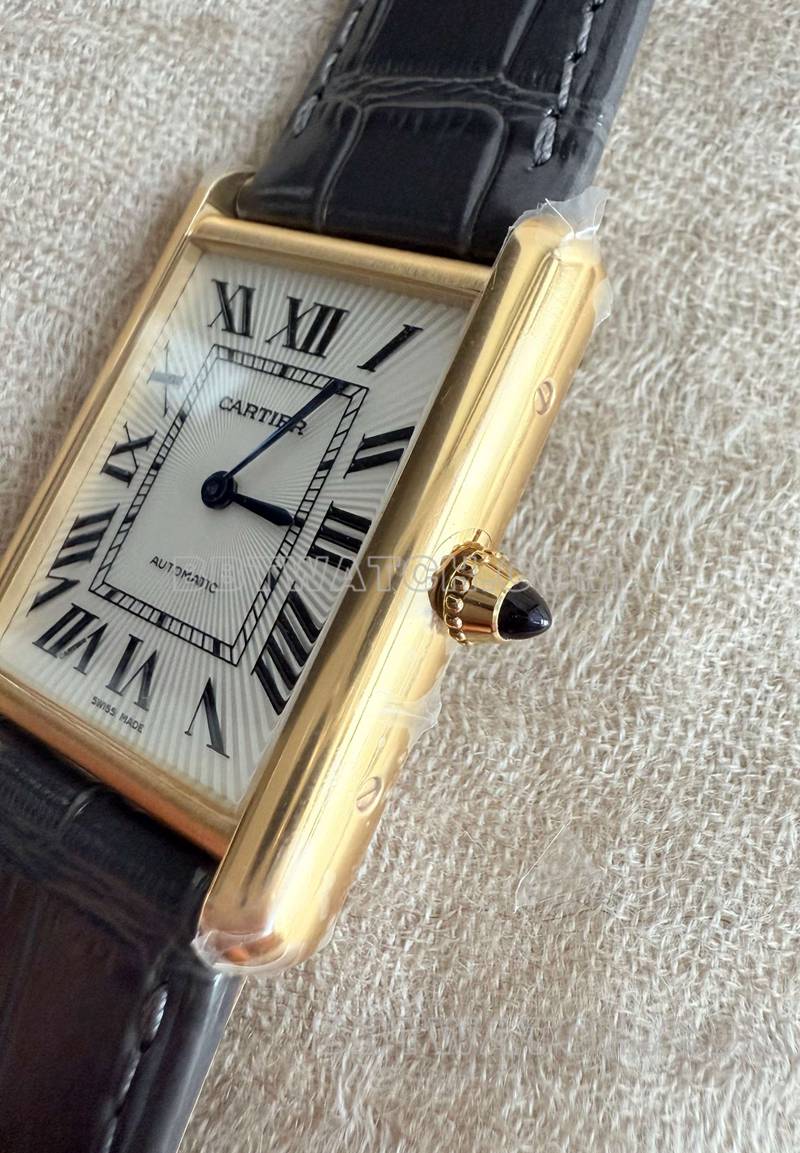 Cartier watch F1 factory tank white dialyellow gold case 2899MCmovementleather strap model side live photo