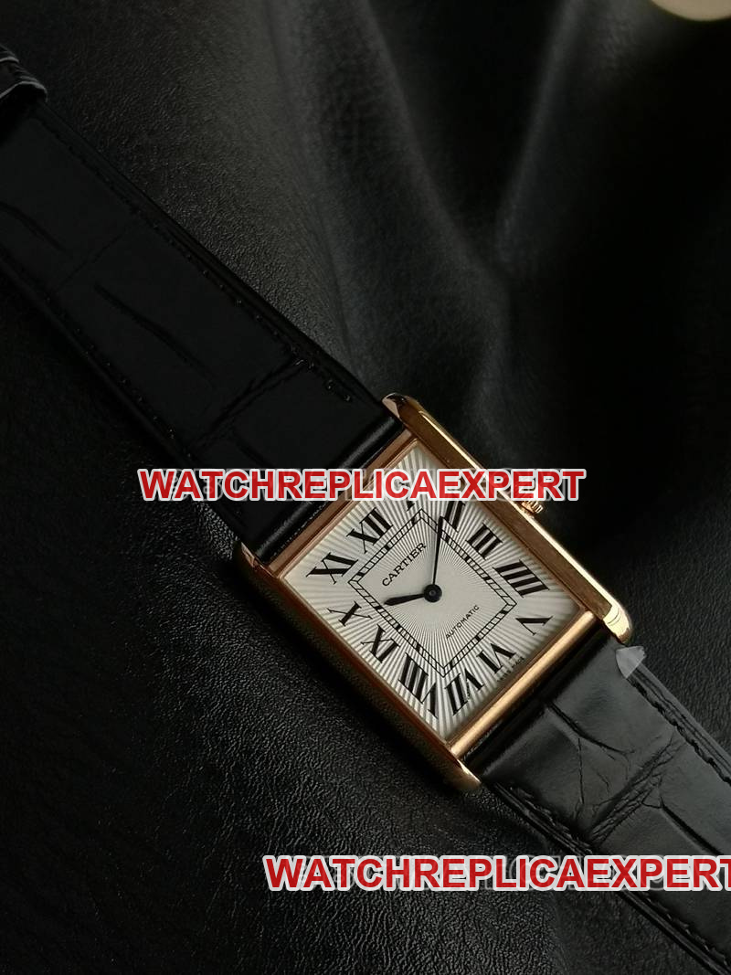 Cartiertop-tier watch F1 factory tank white dialrose gold case 2899MCmovementleather strap model front live photo