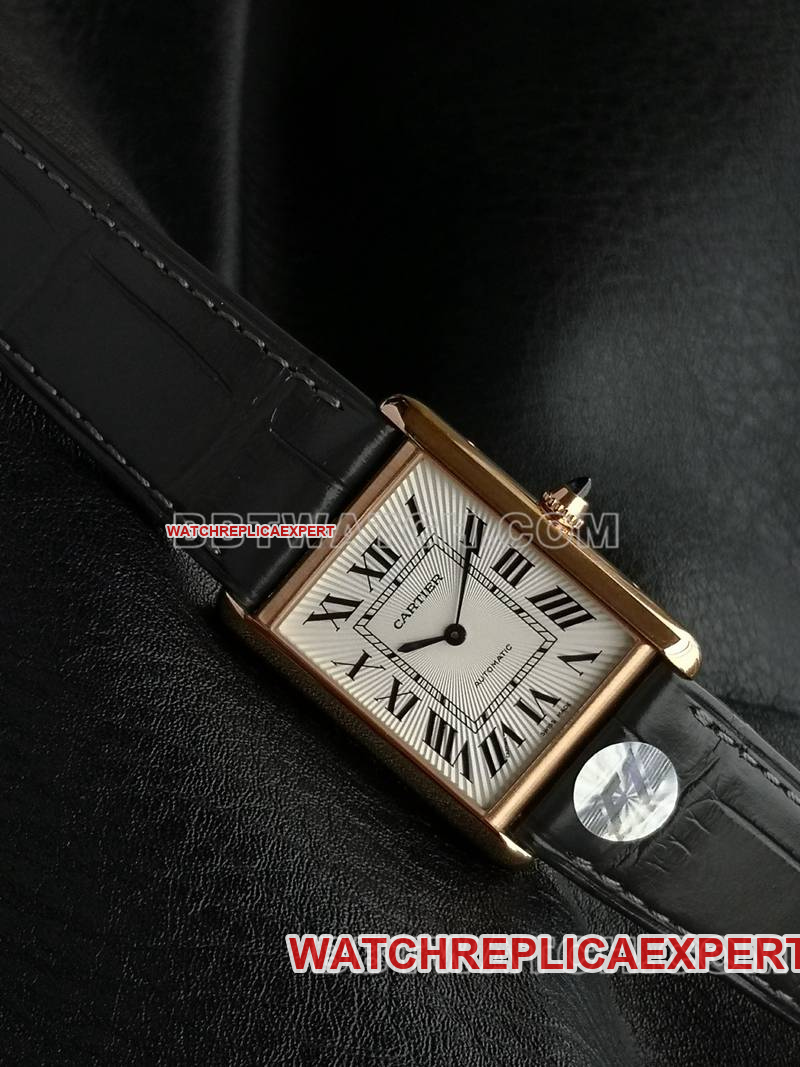Cartier collectible watch F1 factory tank white dialrose gold case 2899MCmovementleather strap model front live photo