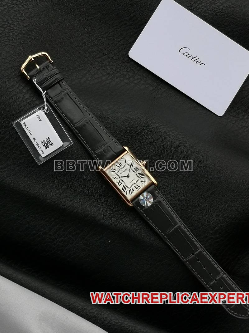 Cartier collectible watch F1 factory tank white dialrose gold case 2899MCmovementleather strap model front live photo