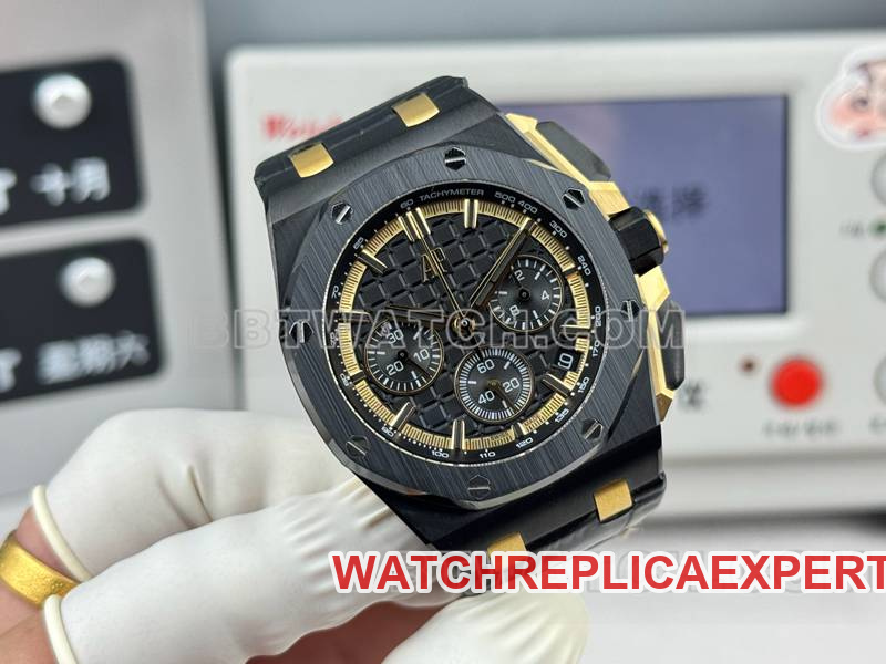 Audemars Piguettop-tier watch LS factory Royal Oak offshore type 43MMblack dial yellow chronograph mechanical rubber model 26420front live photo