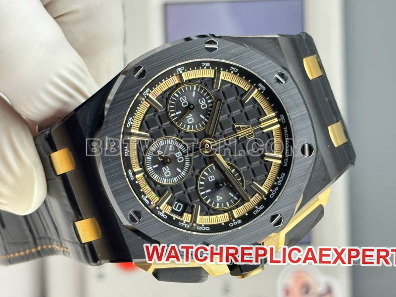 Audemars Piguettop-tier watch LS factory Royal Oak offshore type 43MMblack dial yellow chronograph mechanical rubber model 26420front live photo