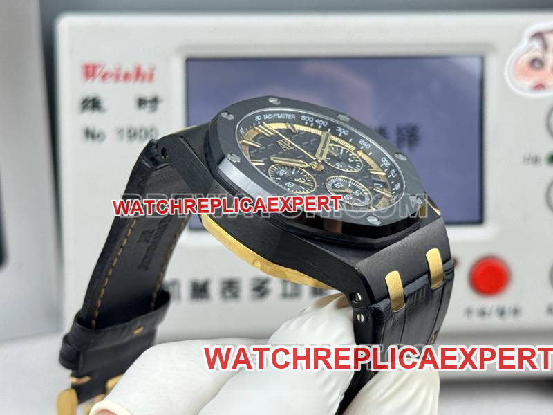 Audemars Piguettop-tier watch LS factory Royal Oak offshore type 43MMblack dial yellow chronograph mechanical rubber model 26420side live photo
