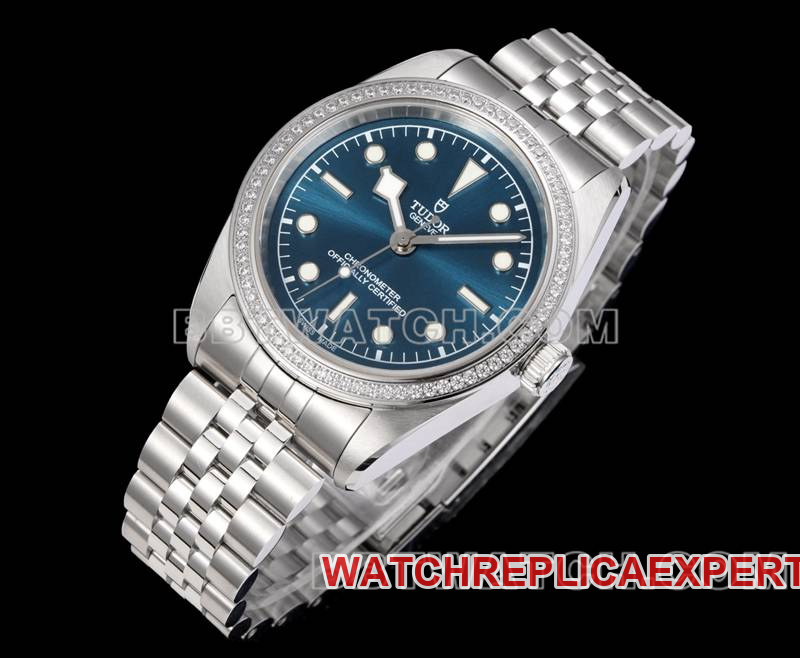 Tudor's collectible watch V9 Factory Biwan blue dial 41mm Swarovski diamond ring mechanical steel bracelet front live photo