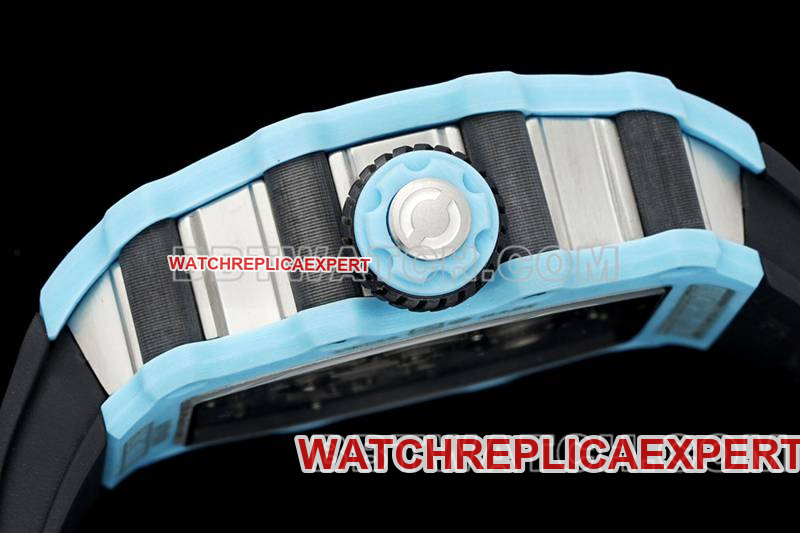 Richard Mille's collectible watch hollow disc tourbillon mechanical black rubber model RM 21-02side live photo